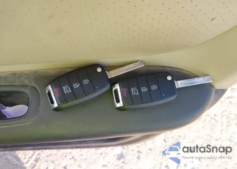 2015 Kia Sportage Lx z USA, uszkodzony, nr VIN KNDPBCACXF7692996